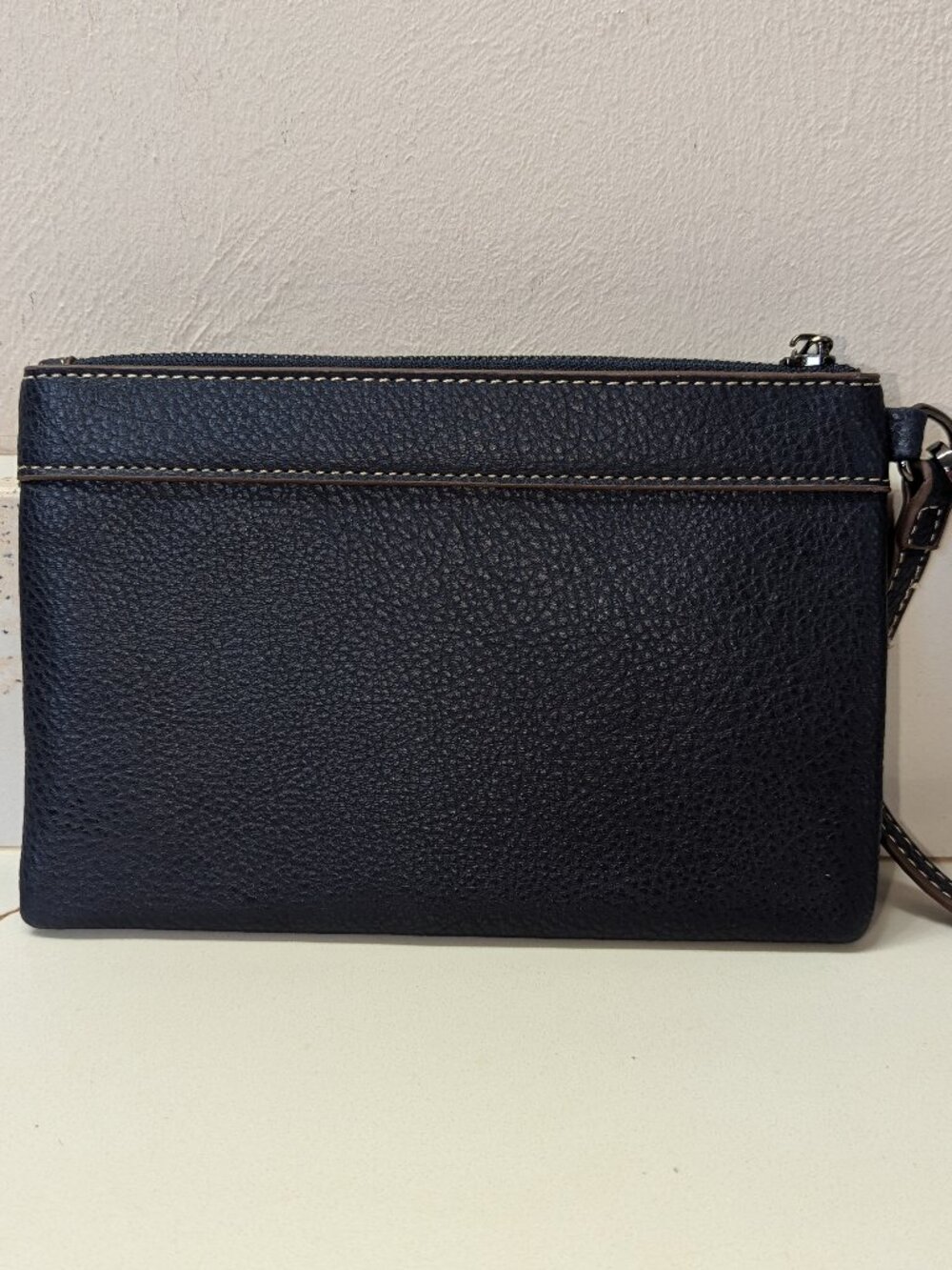 Sam Edelman large leather pouch/wristlet. EUC! - Picture 4 of 4